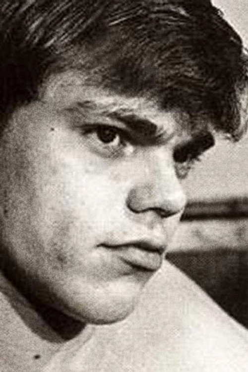 Photo of Des, Acting