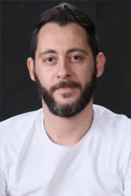 Άντονι Παπαμιχαήλ profile