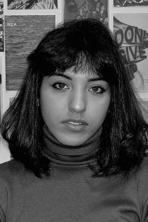 Photo of Isabele Paiva, Production