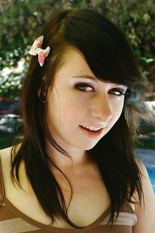 Photo of Dakota Charms, Acting