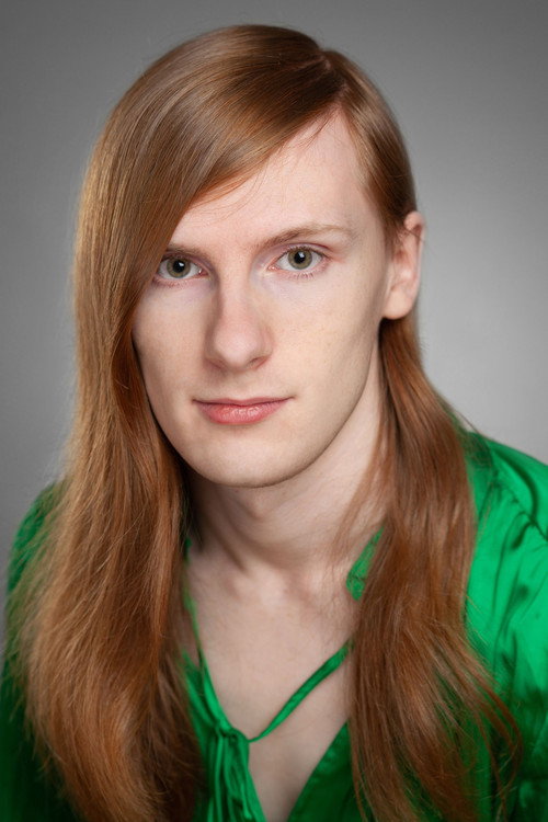 Photo of Robyn Adams, Acting