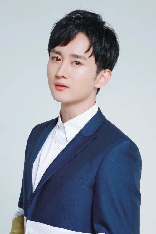 Photo of Zhu Xiaopeng, Acting
