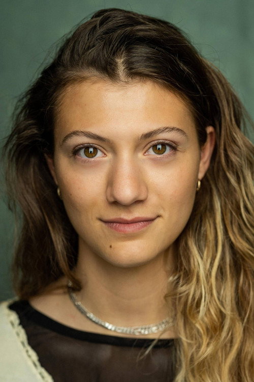 Photo of Mia Bennett, Acting