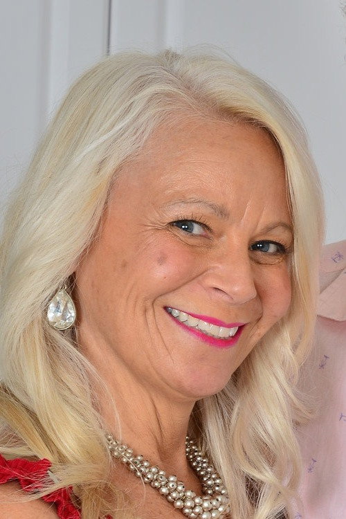 Photo of Jynn Daor, Acting