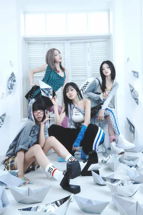 Movie poster for KISS OF LIFE 3rd Mini Album [Lose Yourself] Fan Showcase Live (2024)