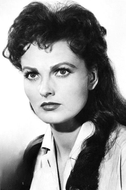 Ursula Thiess profile