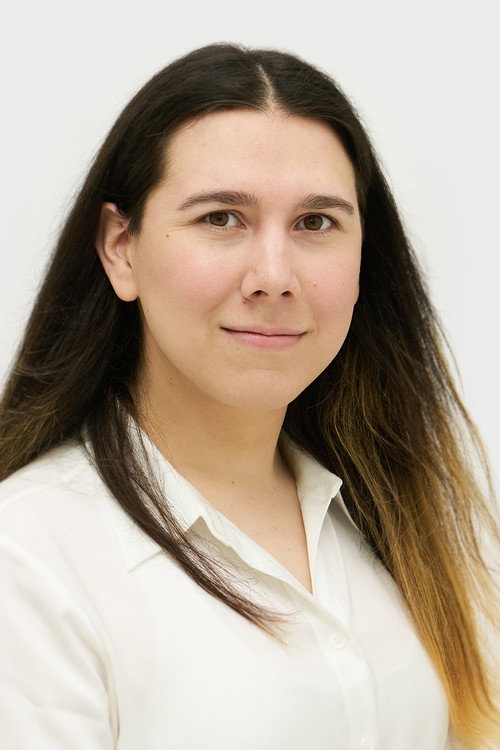 Photo of April Daneau, Camera