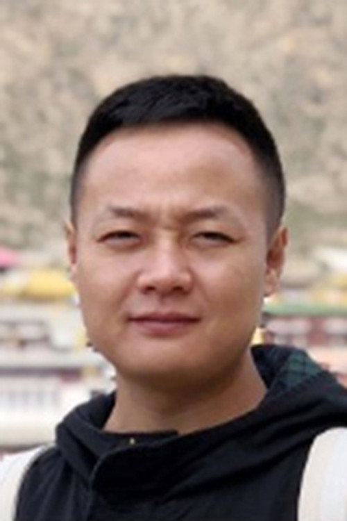 Photo of Tiezhi Cui, Writing