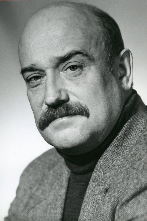 Photo of Enn Klooren, Acting