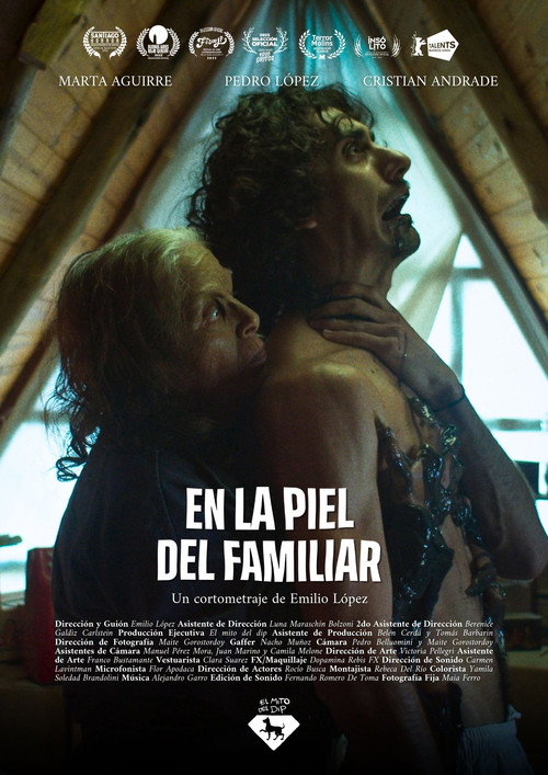 Movie poster for En la piel del familiar (2022)