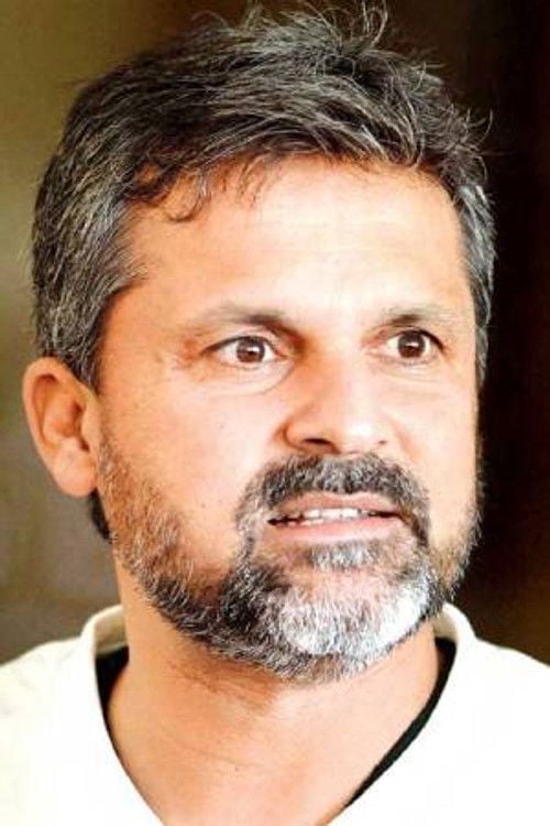 Moin Khan profile