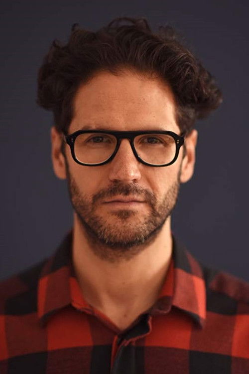 Mauricio T. Valle profile