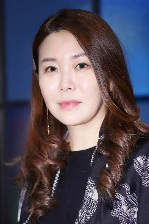 Photo of Bae Se-young, Writing