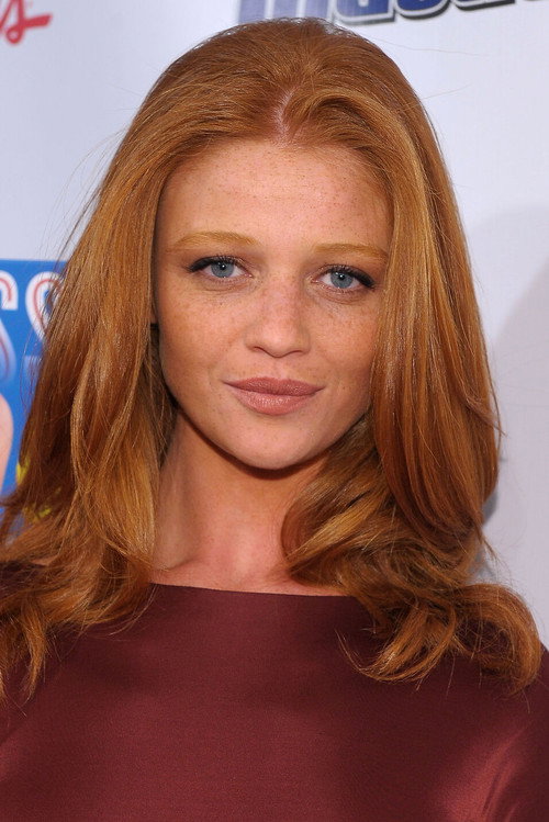 Photo of Cintia Dicker, Acting