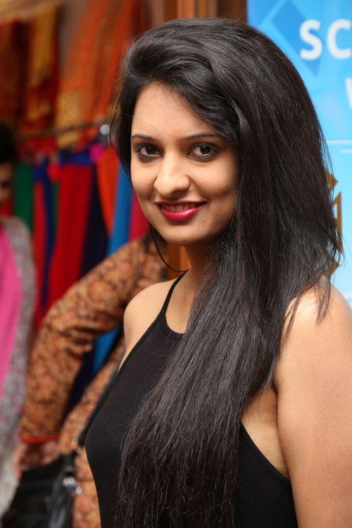 Photo of Nikita Bisht, Acting