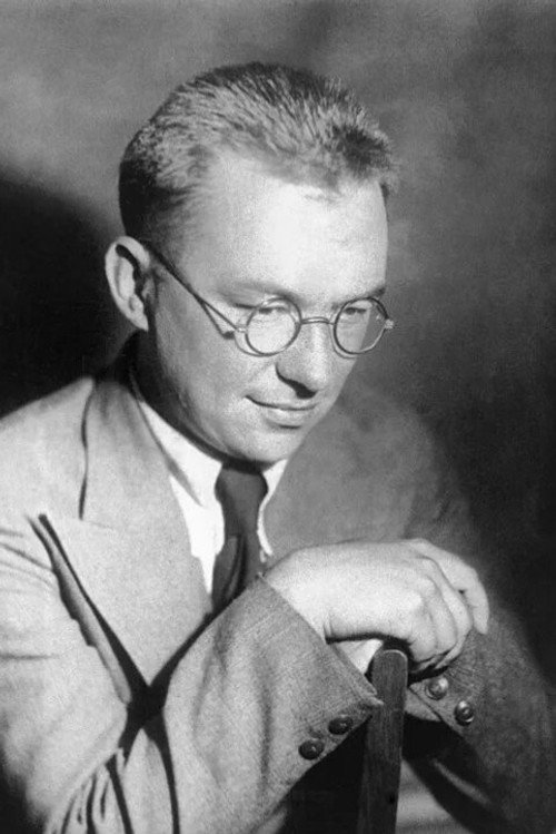 Photo of Viktor Gusev, Writing