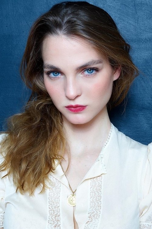 Adèle Simphal profile