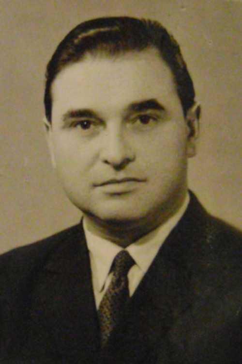 Photo of Yevgeni Onopriyenko, Writing
