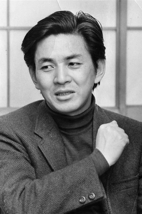 Photo of Hiroyuki Itsuki, Writing