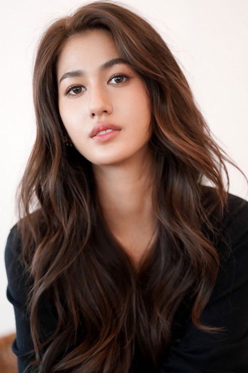 Paparwadee Chansamorn profile