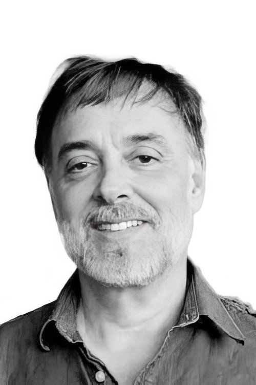 Photo of José Ramón Mikelajáuregui, Writing
