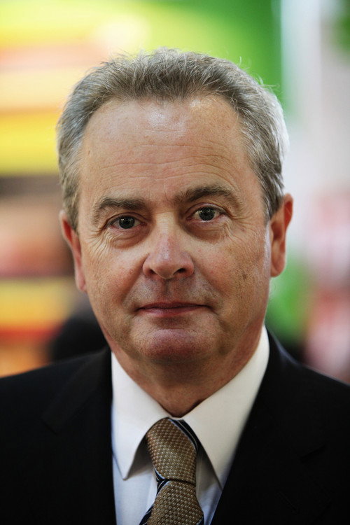 Photo of Alexander Hemala, Acting
