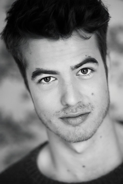 Photo of Swen Gippa, Acting