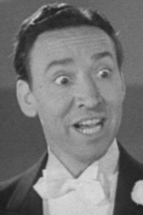 Photo of Si Wills, Acting