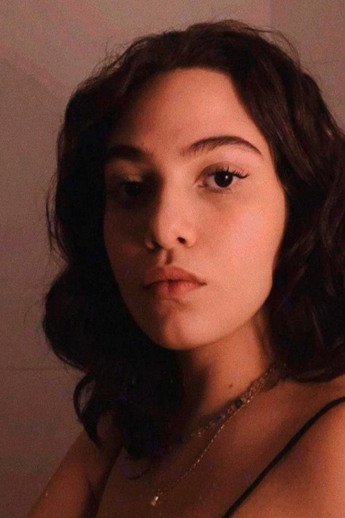 Photo of Luiza Guimarães, Camera