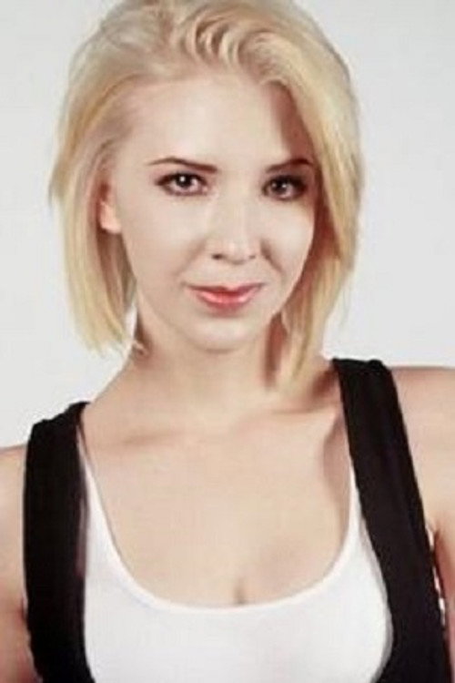 Photo of Roxy Vandiver, Acting