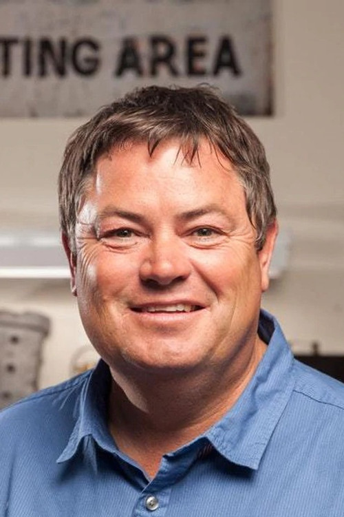 Mike Brewer profile
