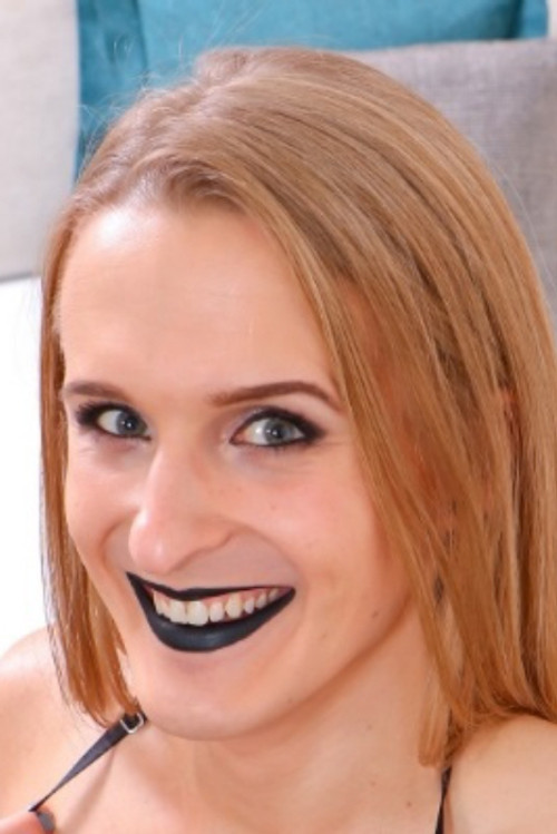 Photo of Rachel Nova, Acting