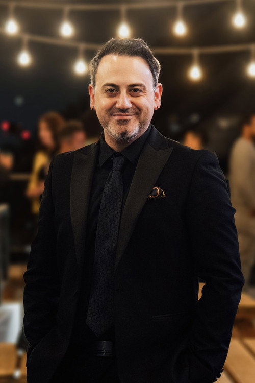 Photo of Neo Apelian, Directing