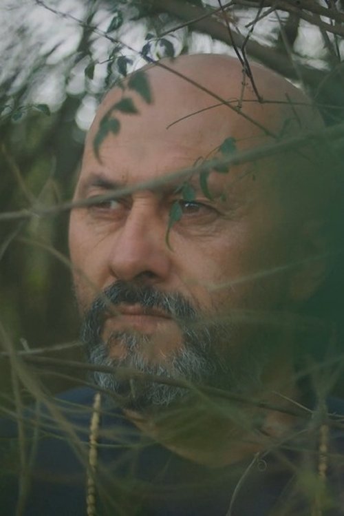 Photo of Rasjid César, Acting