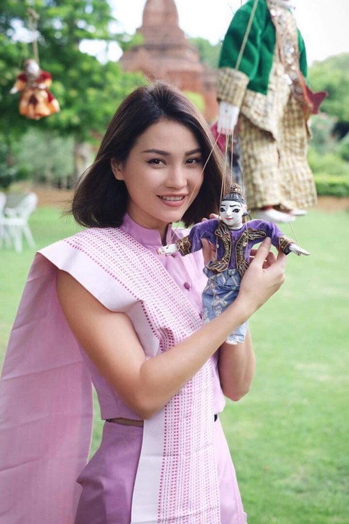 Photo of Khin Thazin, Acting