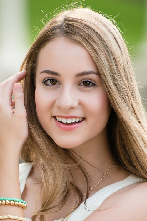 Photo of Gabrielle Valladares, Acting