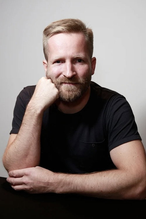 Photo of Peter Foott, Writing