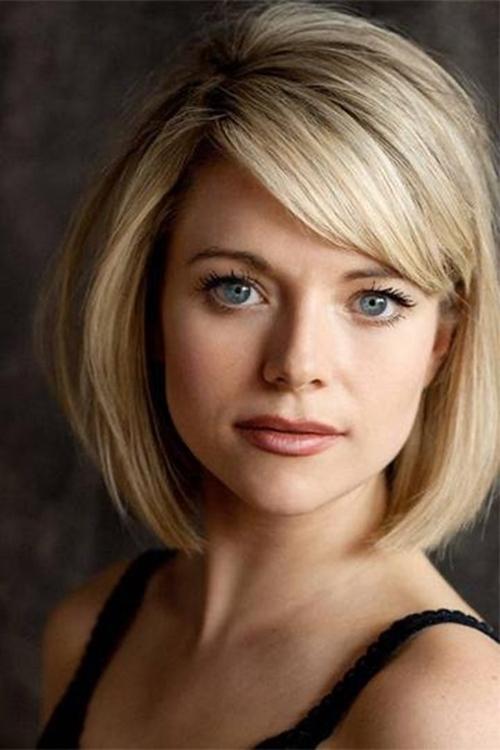 Antonia Bernath profile