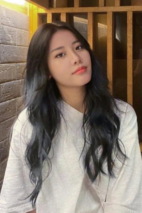 Photo of Vicky Low, Acting