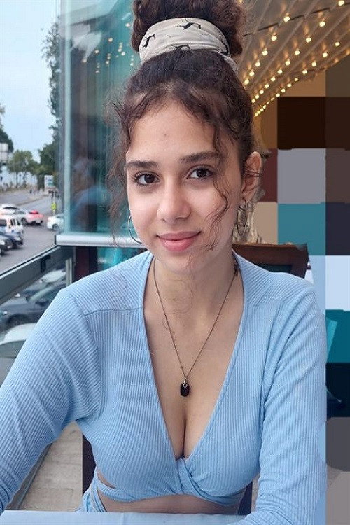 Photo of Aleyna Al, Acting