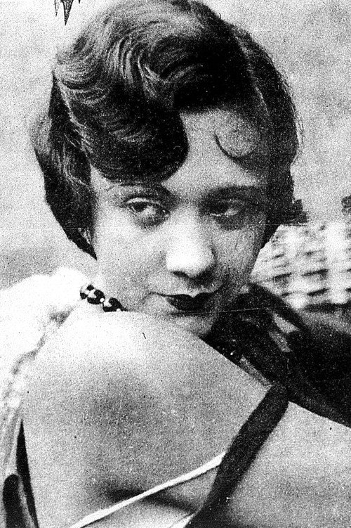 Photo of Yara Dazil, Acting