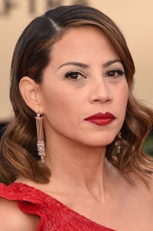 Elizabeth Rodriguez profile