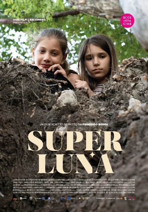 Movie poster for Superluna (2023)