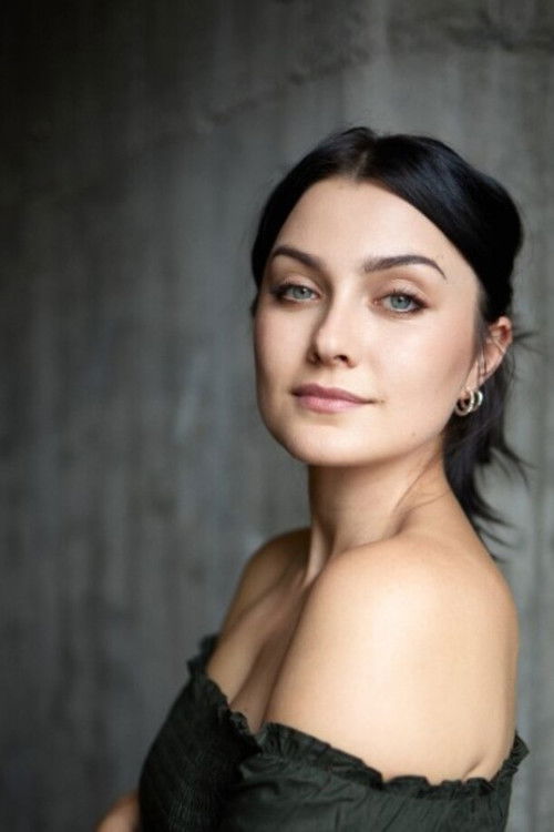 Lisa Tredoux profile