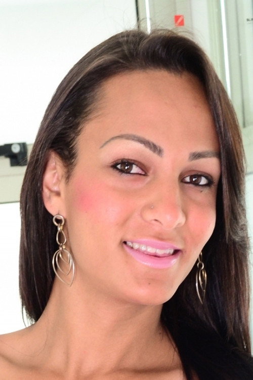 Photo of Lauany Biencontty, Acting