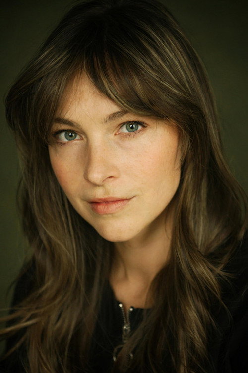 Photo of Courtney Hope Turner, Acting
