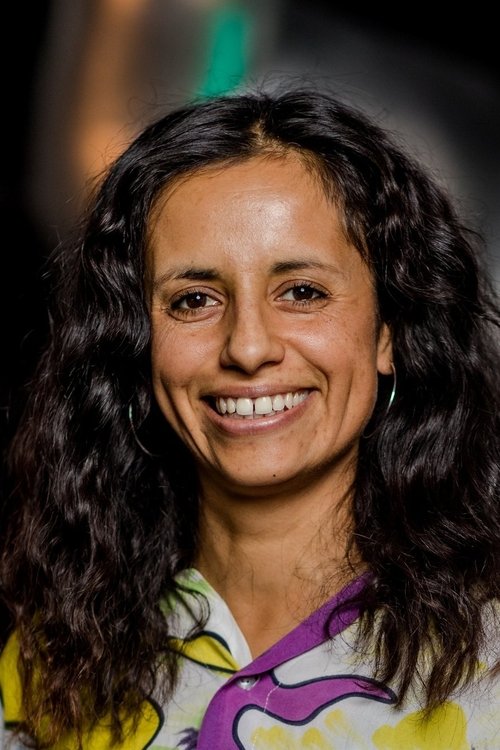 Shana Mathai profile