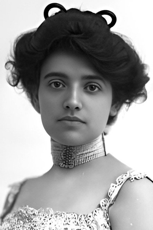 Photo of Bijou Fernandez, Acting
