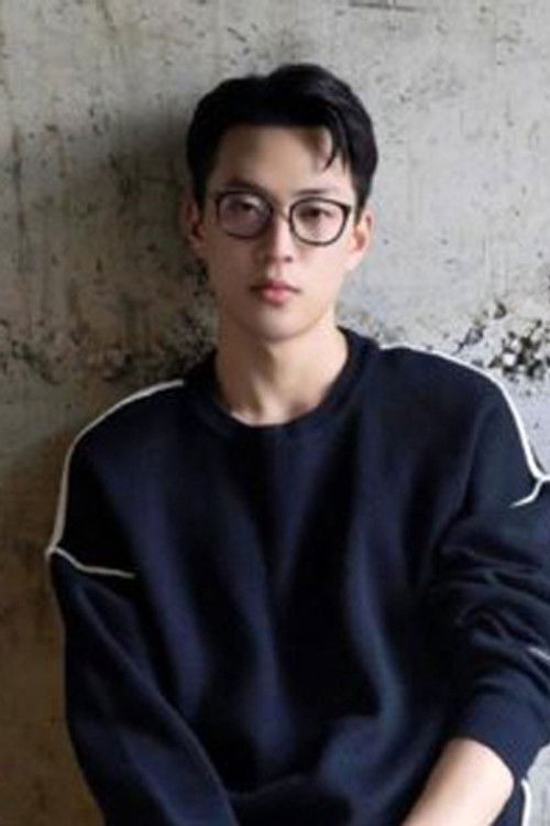 Saharat Pornphiphatwong profile