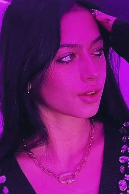Photo of Miel, Acting
